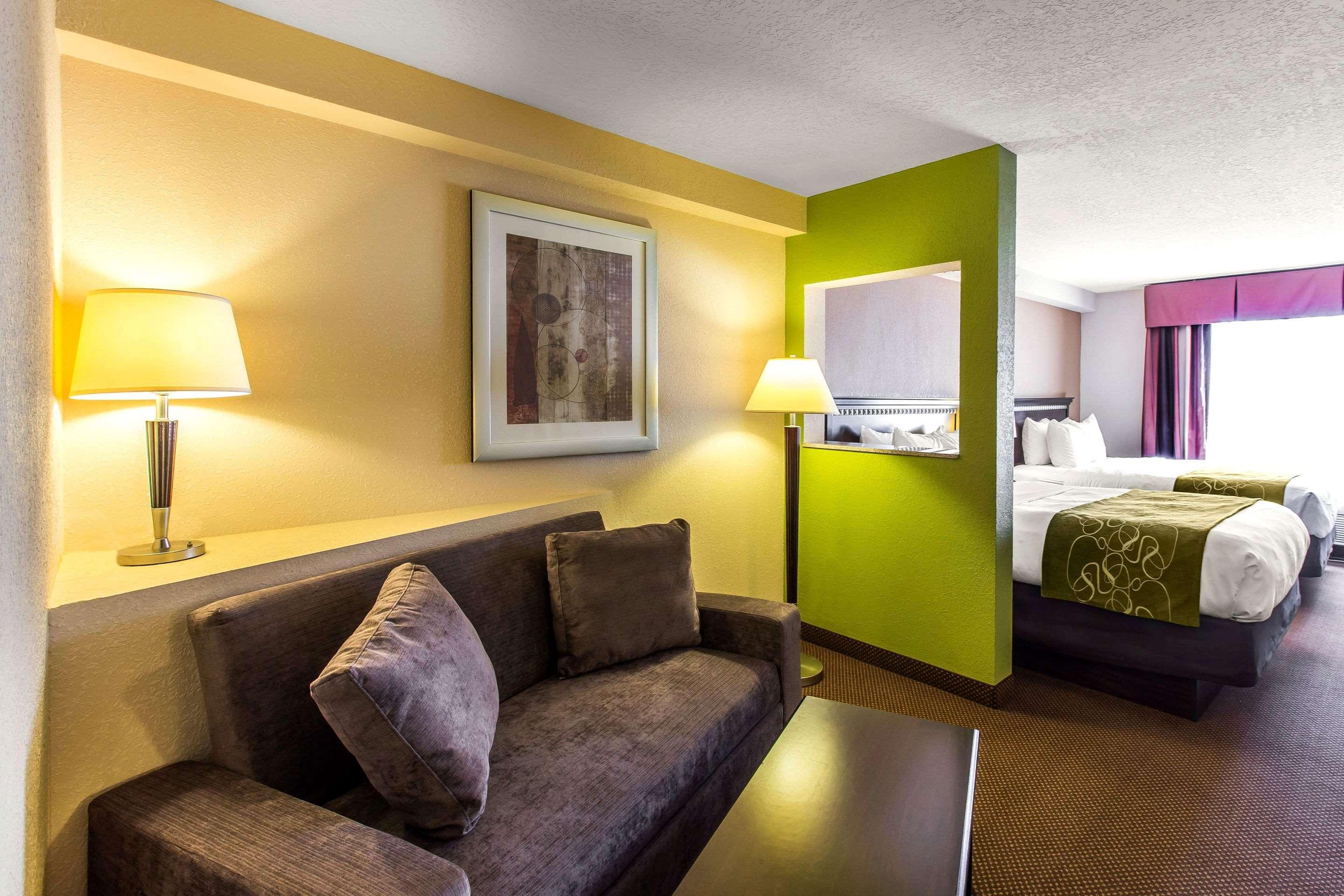 Comfort Suites Forsyth Near I-75 Bagian luar foto