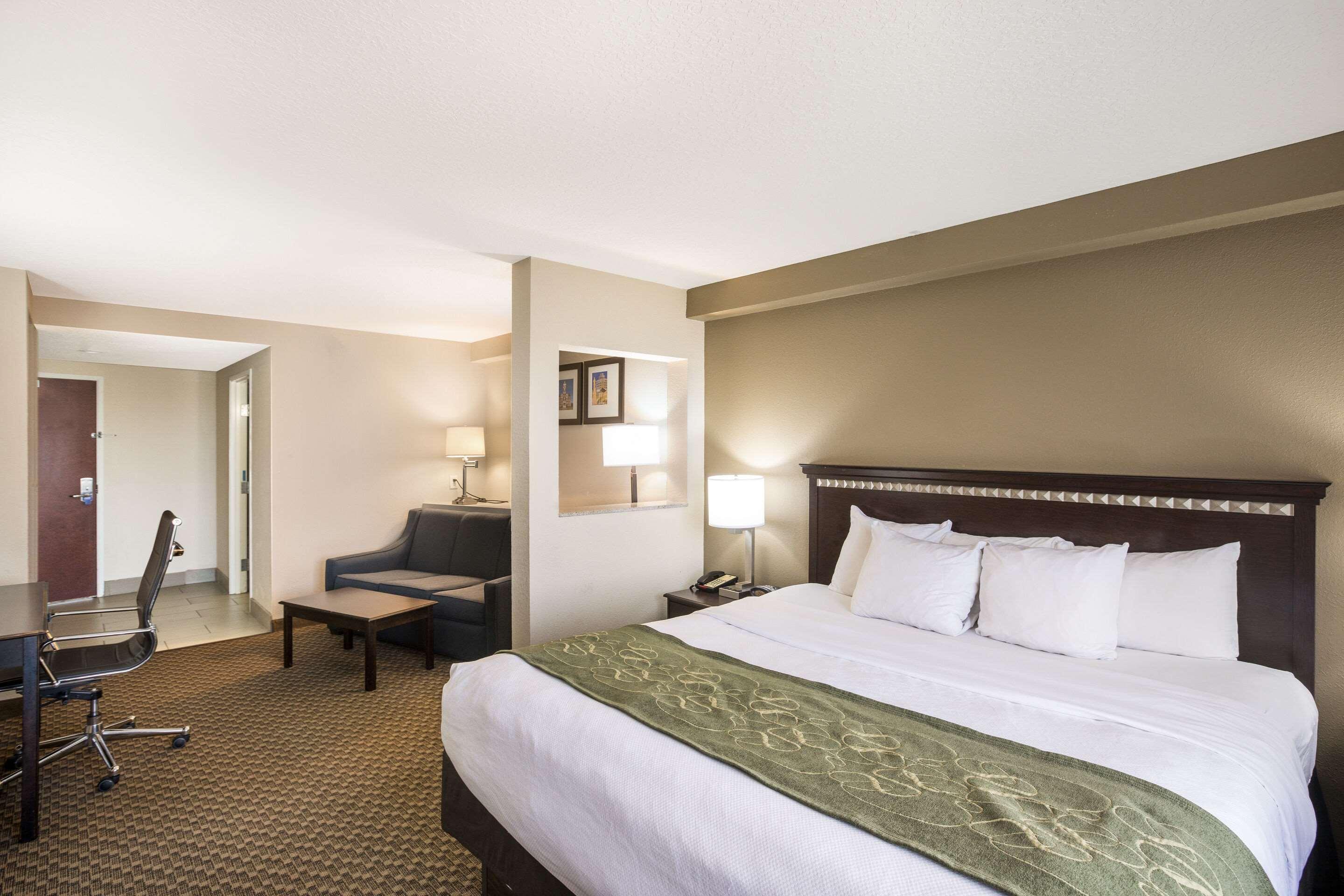 Comfort Suites Forsyth Near I-75 Bagian luar foto