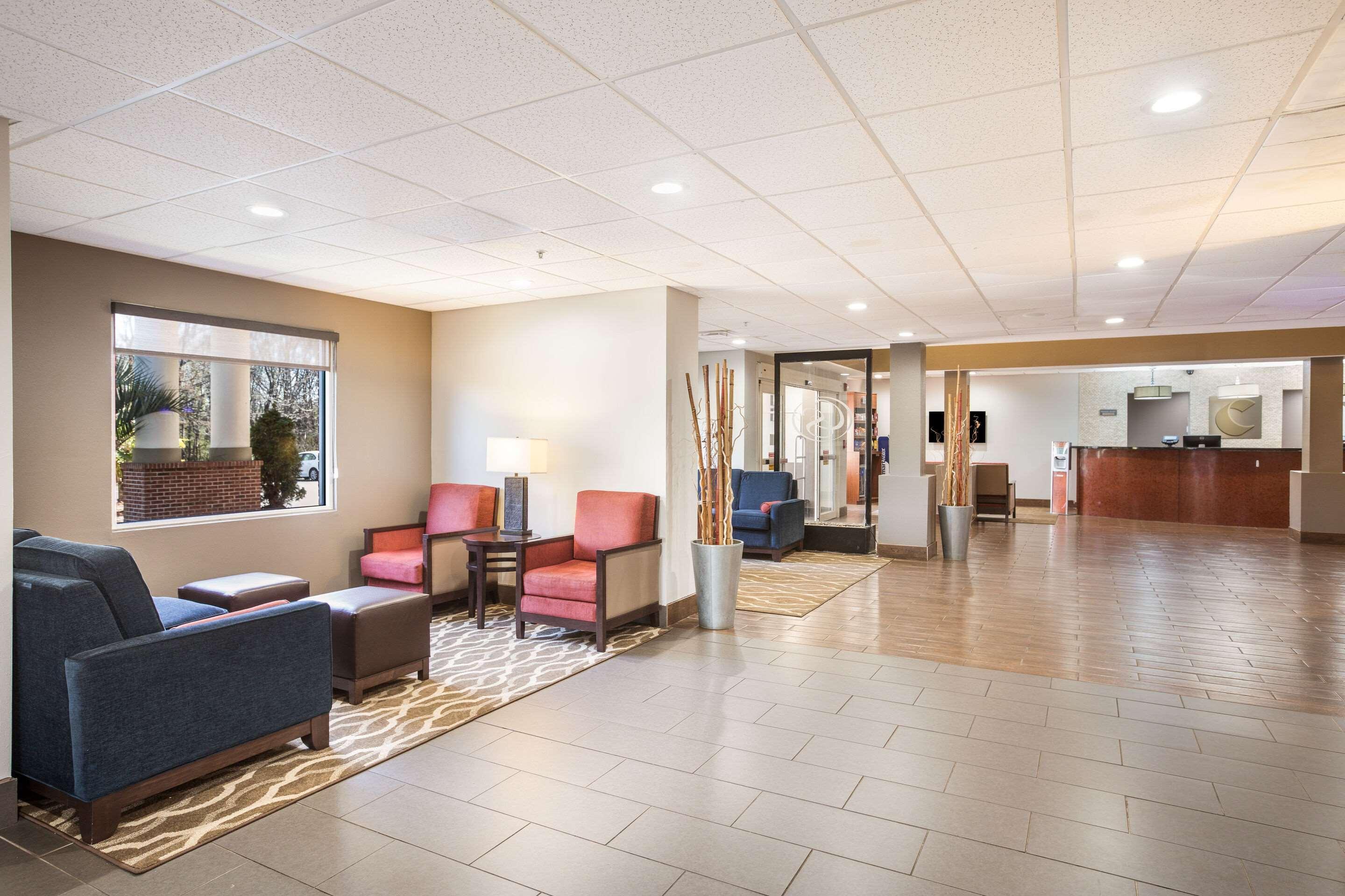 Comfort Suites Forsyth Near I-75 Bagian luar foto