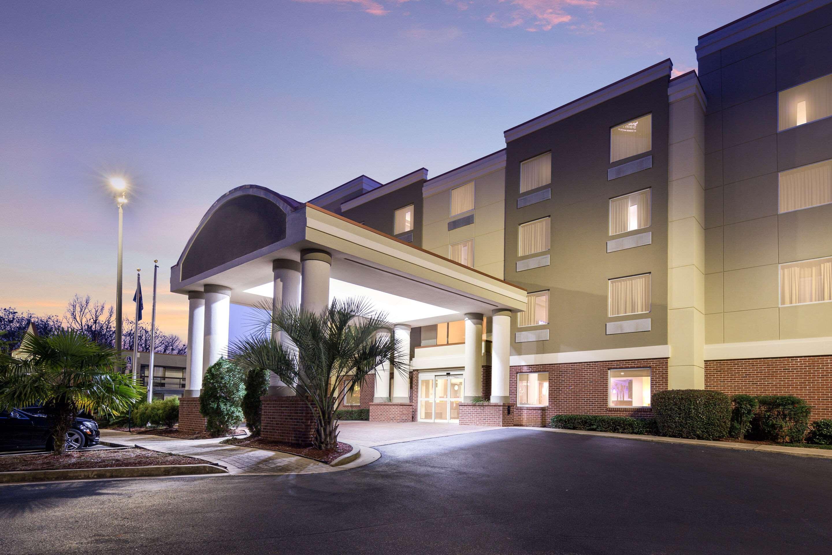 Comfort Suites Forsyth Near I-75 Bagian luar foto