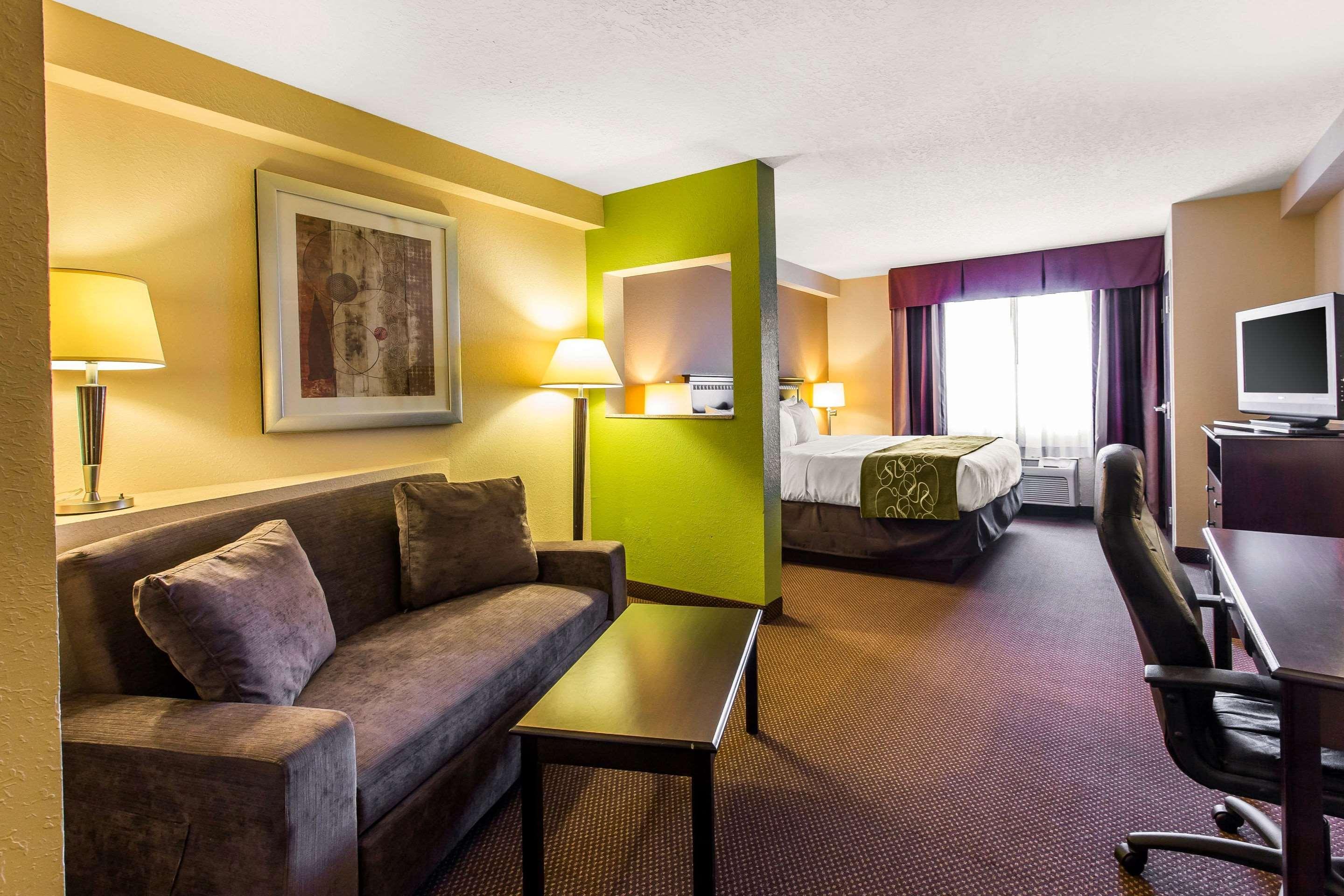 Comfort Suites Forsyth Near I-75 Bagian luar foto